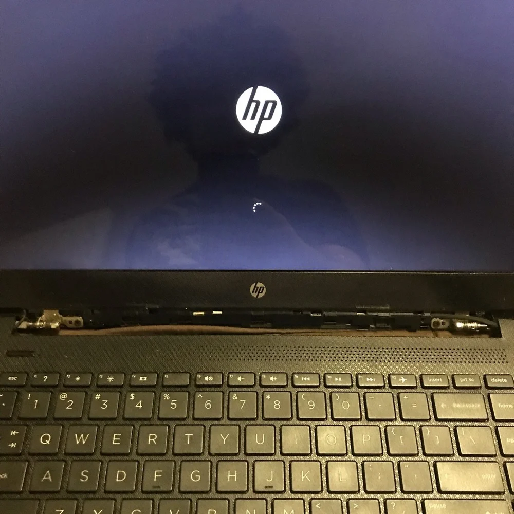 HP 14 128GB. (Win 11)